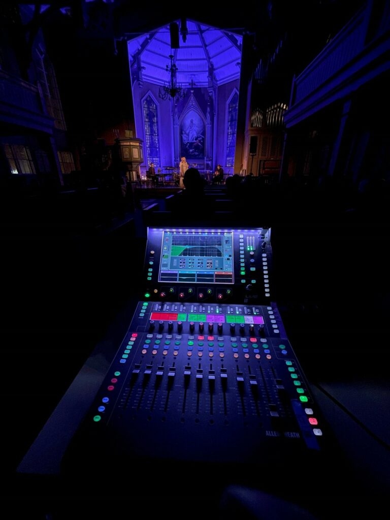 dLive CTi1500 Northern Light Touring With Helene Bøksle • Allen